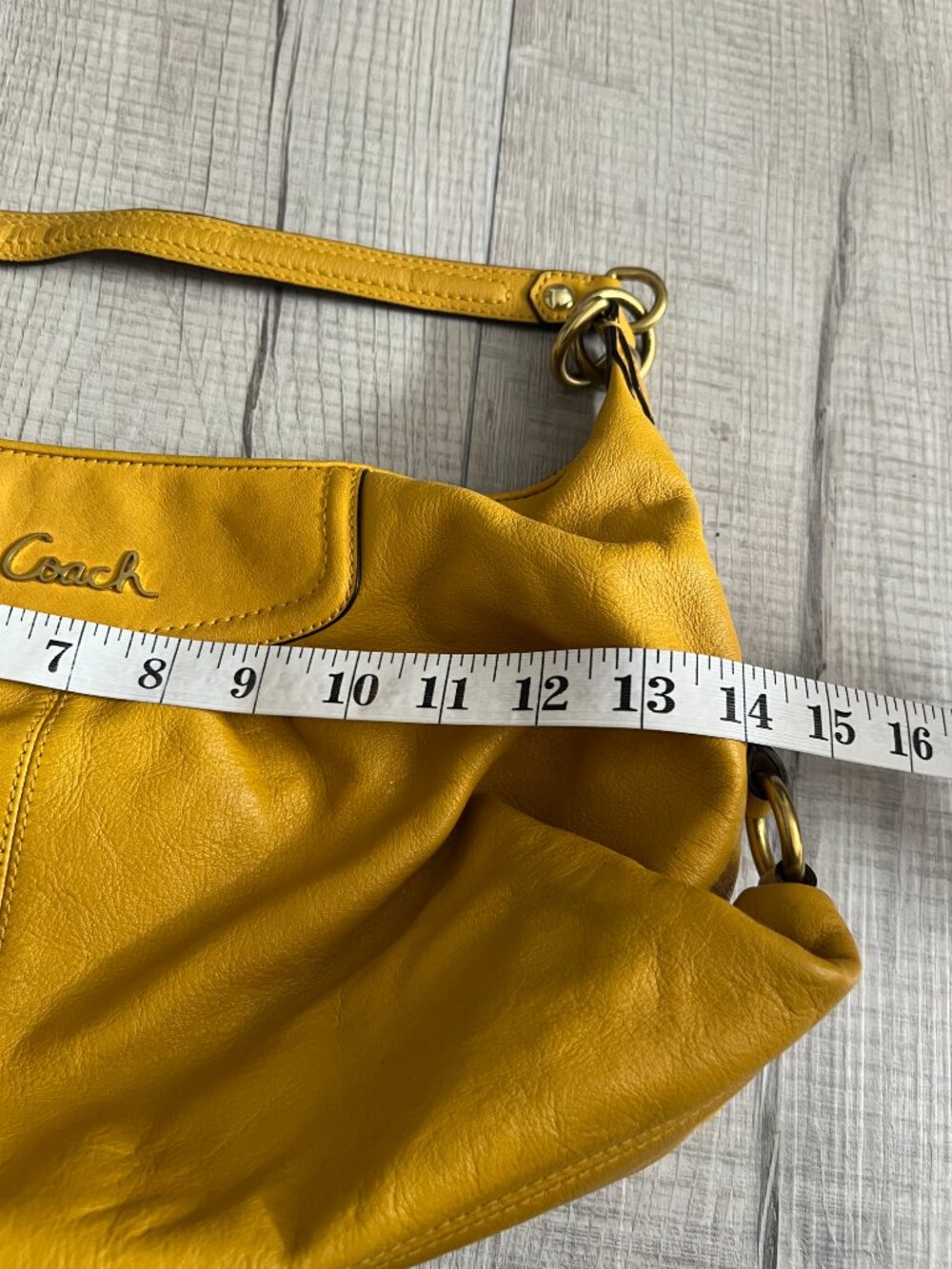 Coach Yellow Leather Ashley Hobo Y2K Retro Shoulder Bag Purse - Picture 10 of 11
